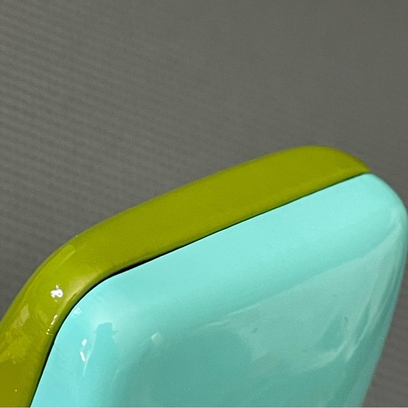 EUC Kate Spade New York Eyewear Stylish Hard Protective Case With Cleaning Cloth - Picture 8 of 17